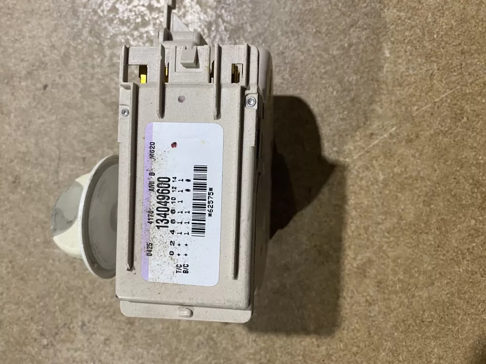 Frigidaire  Kenmore  Westinghouse AP2108080 916705 134049600 PS419282 Washer Timer