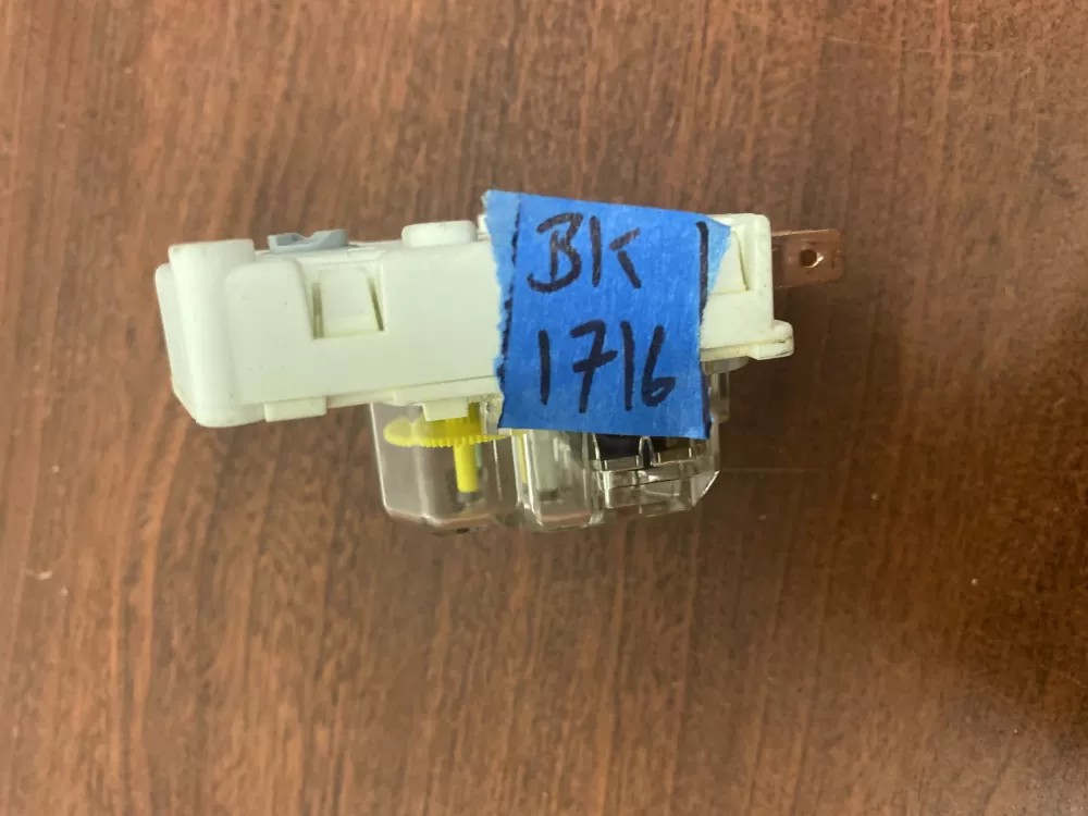 Frigidaire Kenmore AP2111929 12762 Refrigerator Defrost Timer AZ41043 | BK1716