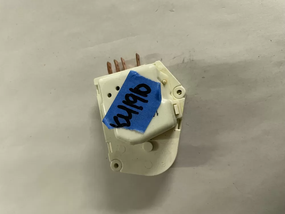 Whirlpool Kenmore W10822278 Refrigerator Defrost Timer AZ110825 | KM1910