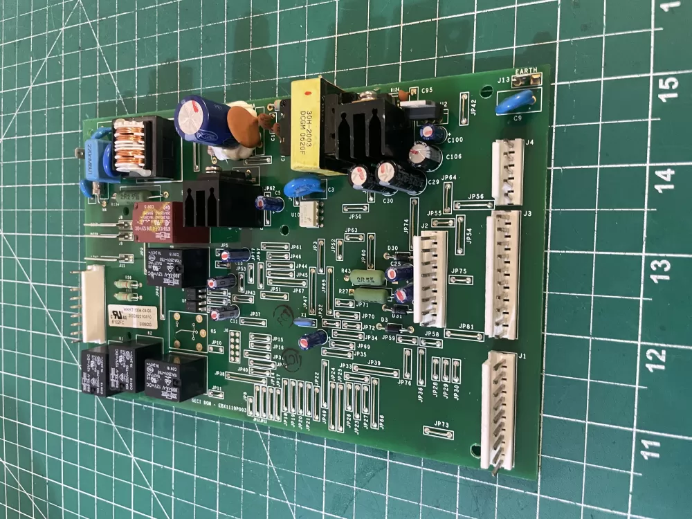 GE 200D6221G010 EBX1110P003 WR55X10552 Refrigerator Control Board