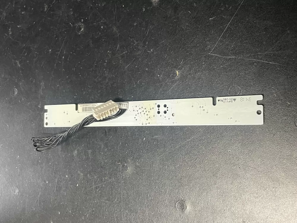  51205800683704 LED Control Board