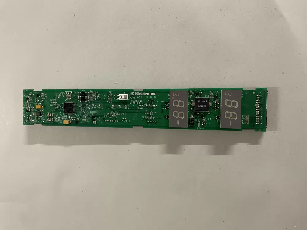 Frigidaire Kenmore 242048302 Refrigerator Control Board AZ143795 | KM2404