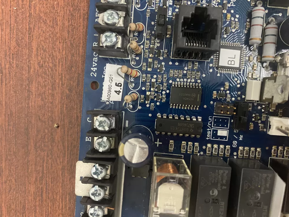  A00980 G01  Air Conditioner Control Board The Unico System AZ44498 | BK1761