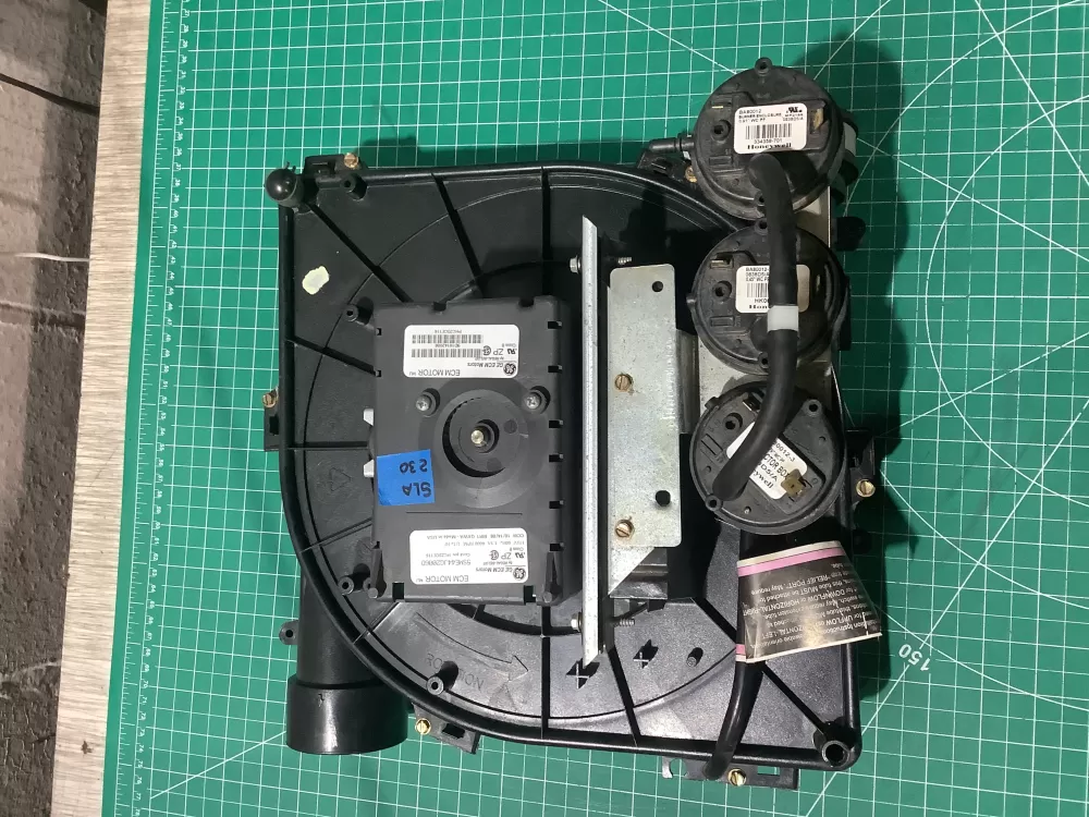 Bryant Hc23ce116 Furnace Motor Draft Inducer Blower AZ191647 | SL230