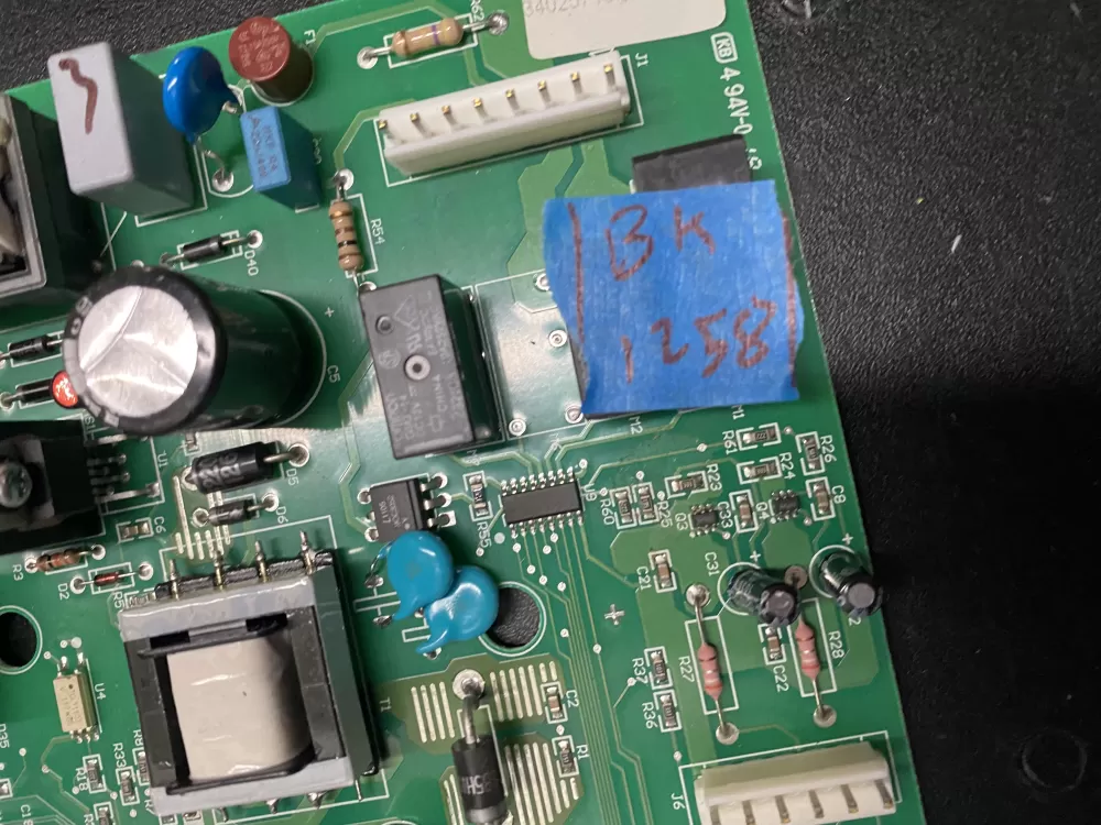 Whirlpool Maytag W10312695B Refrigerator Control Board AZ7527 | BK1258