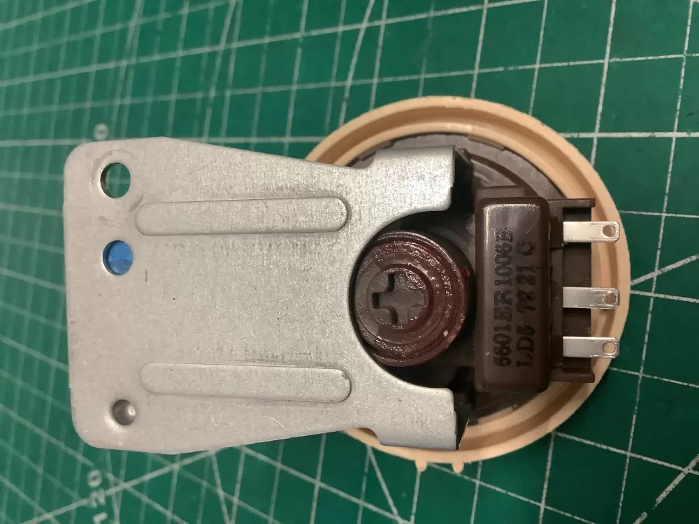 LG 6601ER1006E Washer Pressure Switch AZ205625 | SL119