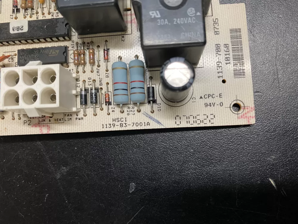 York Coleman 1139-700 1139-83-7002 Furnace Control Board AZ18060 | BK982