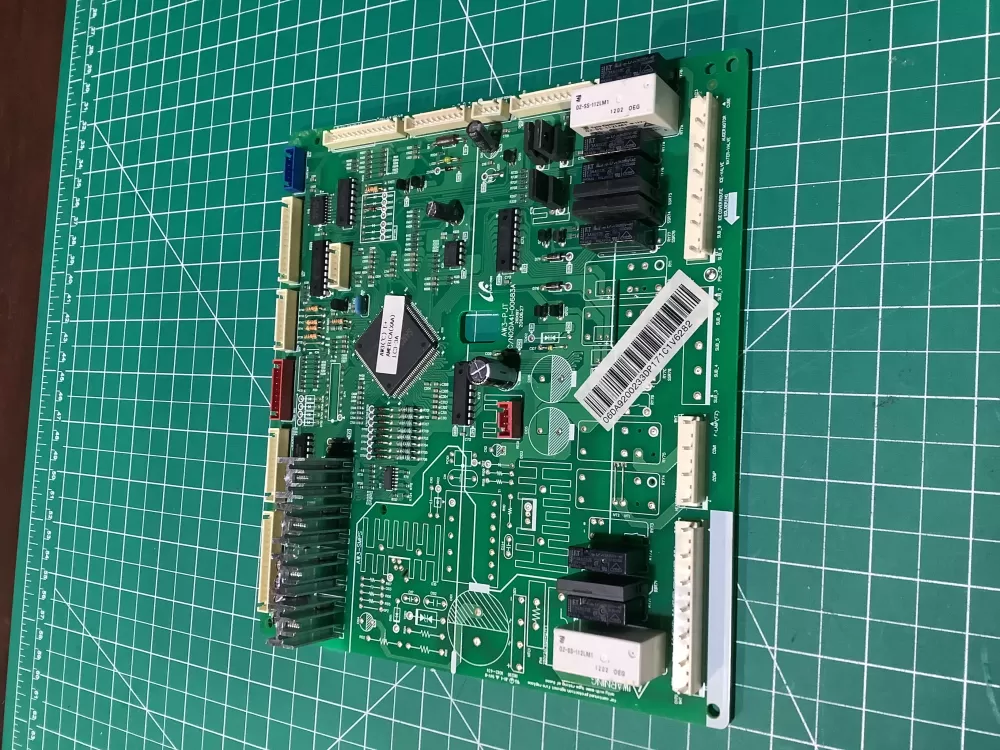 DA92-00233D SAMSUNG REFRIGERATOR CONTROL BOARD AZ135877 | NR2347