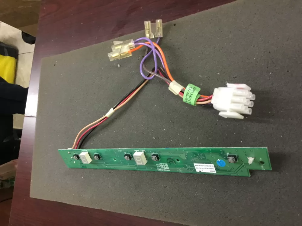 GE 197D4143G010 Refrigerator