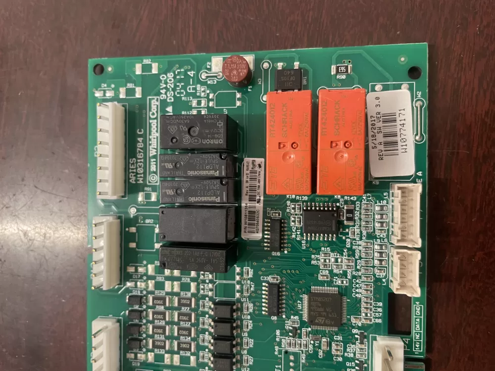 Whirlpool Jenn Air Maytag W10774171 Refrigerator Control Board AZ37033 | KM91
