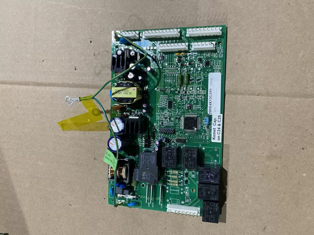 GE 200D4852G105 Refrigerator Control Board
