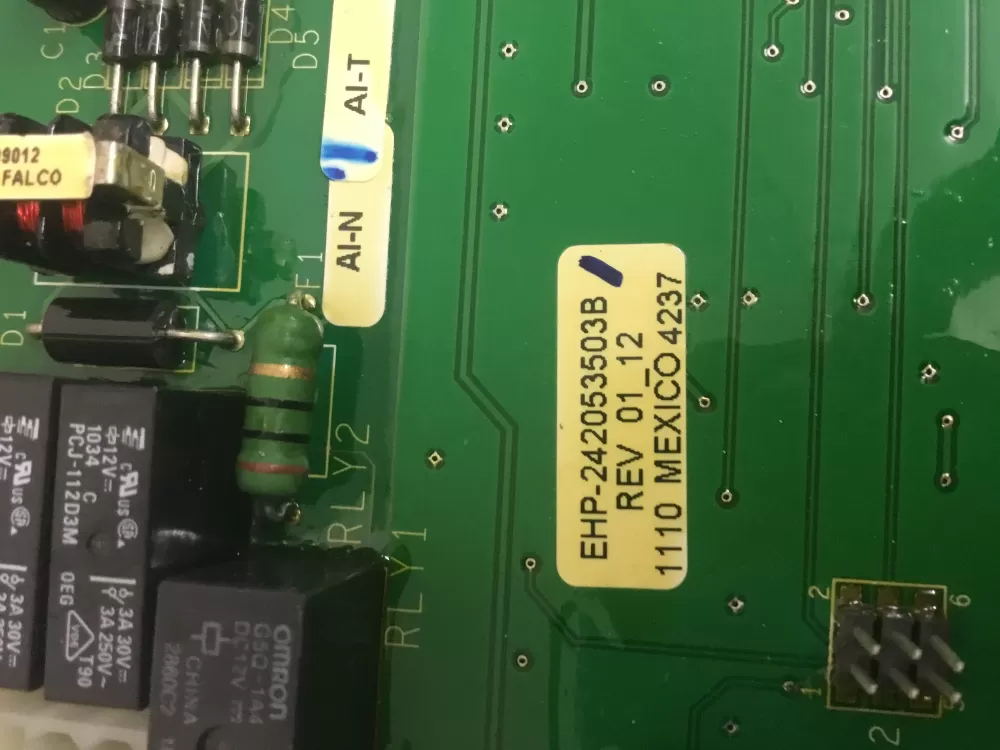 Frigidaire EHP-242053503B Refrigerator Control Board AZ32945 | NRV360