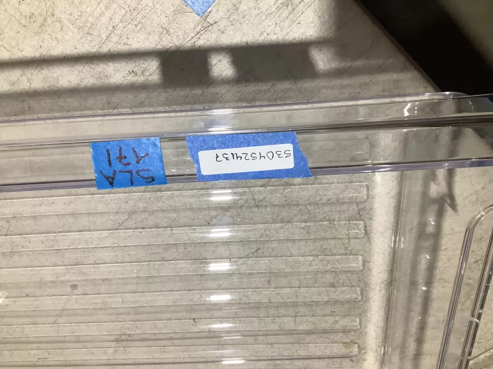Frigidaire 5304524137 Refrigerator Deli Drawer AZ113514 | SL171