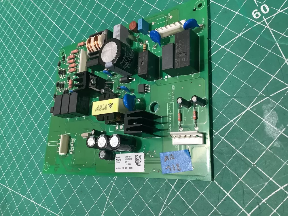 Whirlpool Kenmore Maytag 720961 00 Refrigerator Control Board AZ187851 | AR112