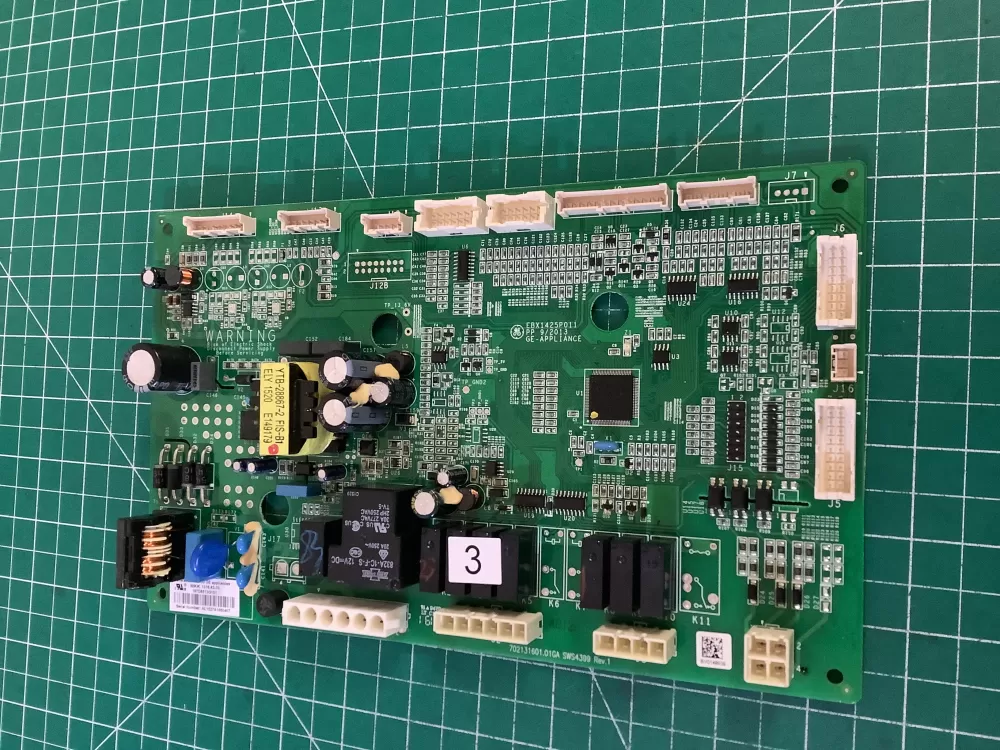 GE 197D8513G101 70213160102GA Refrigerator Control Board AZ201732 | NR330