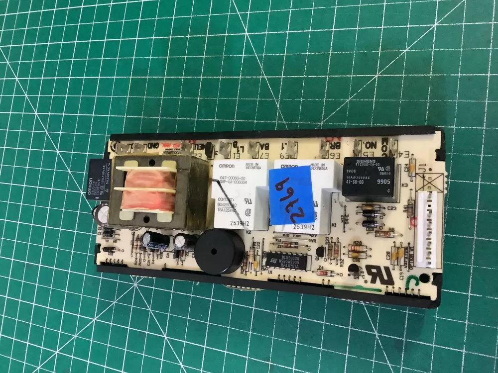 Frigidaire 100 753 00 70 Range Oven Control Board Illumination AZ198714 | NR2769