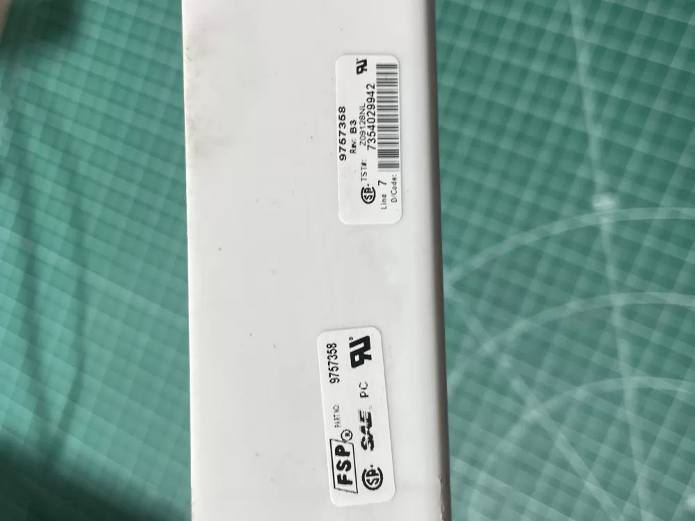 Whirlpool 9757358 Range Light Reflector AZ195171 | Wmv746