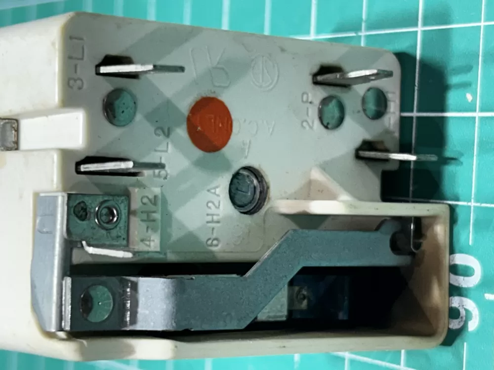 GE Range 164D1816P12 Infinite Burner Switch Control AZ168148 | Sl193