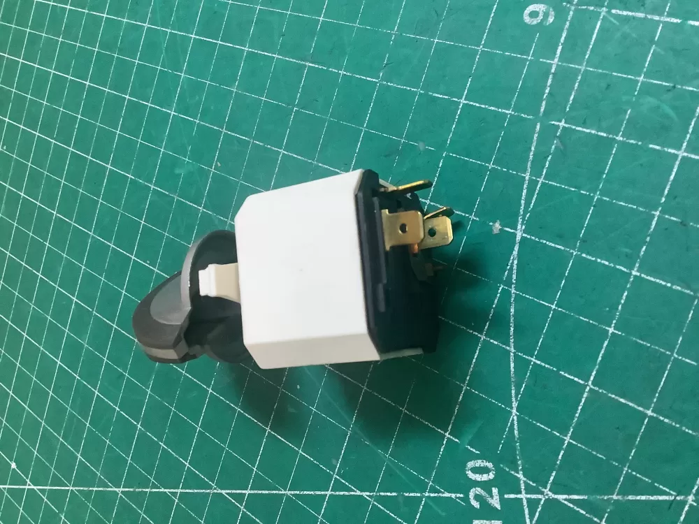 Admiral  Amana  Crosley  Estate  Inglis  Kenmore  Magic Chef  Maytag  Roper  Whirlpool 3398095 WP3398095  AP6008358  3398095  527427  PS11741493 Dryer Crosley Inglis Start Switch