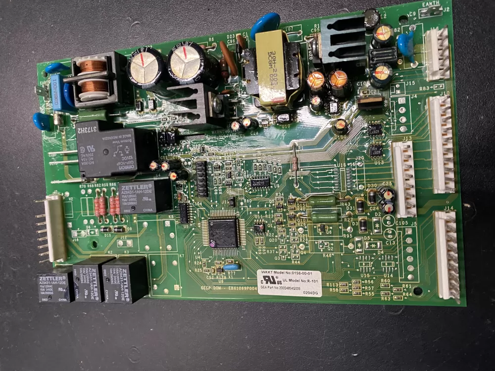 GE  Hotpoint 200D4854G009 EBX1069P004 Refrigerator Control Board
