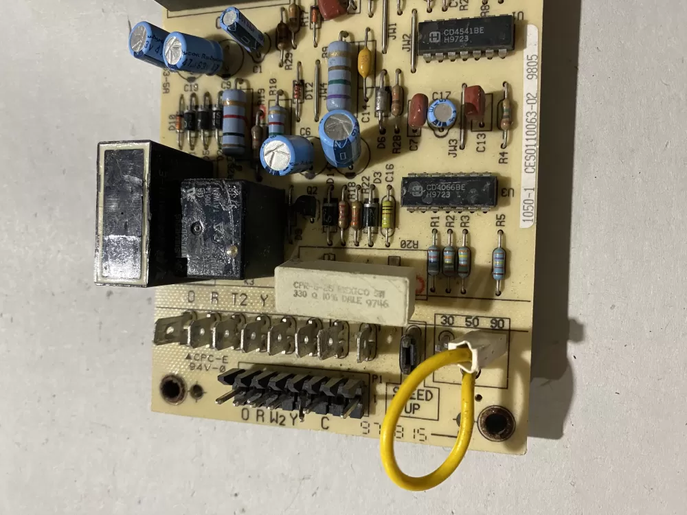 Carrier CES0110063-02 Furnace Control Board Defrost AZ193736 | BK574