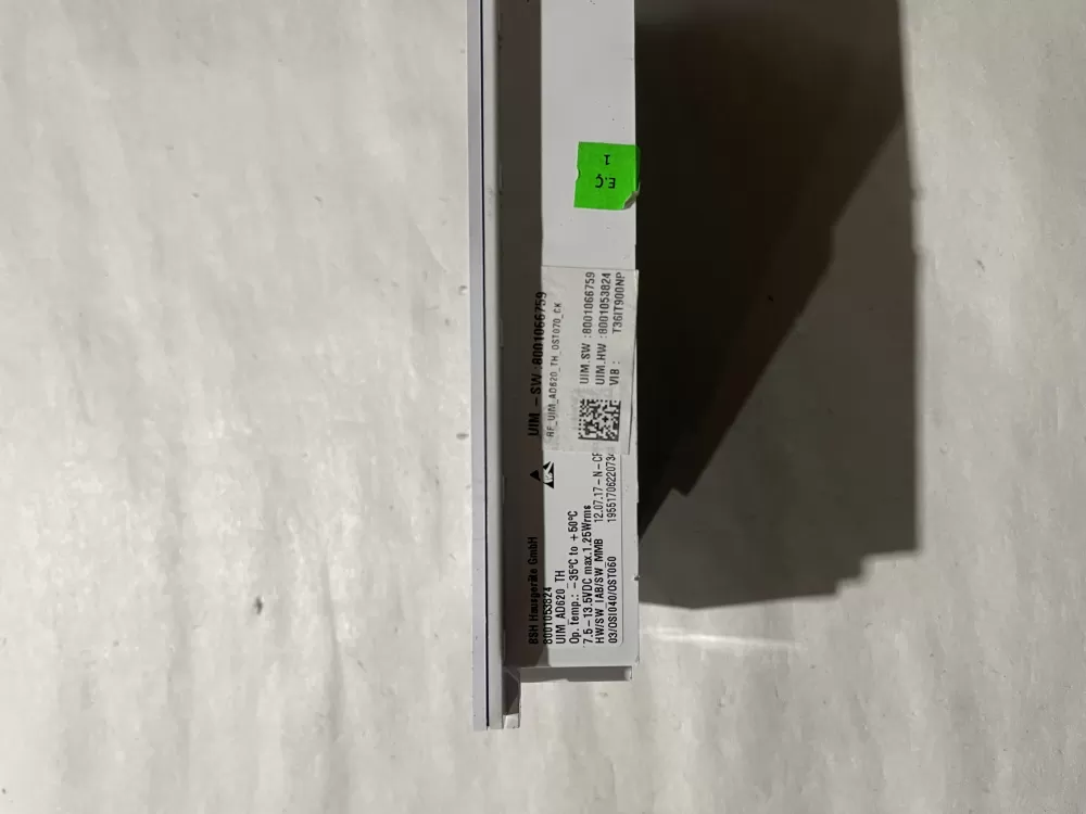 Bosch 8001053824 refrigerator display module AZ209101 | KM302       