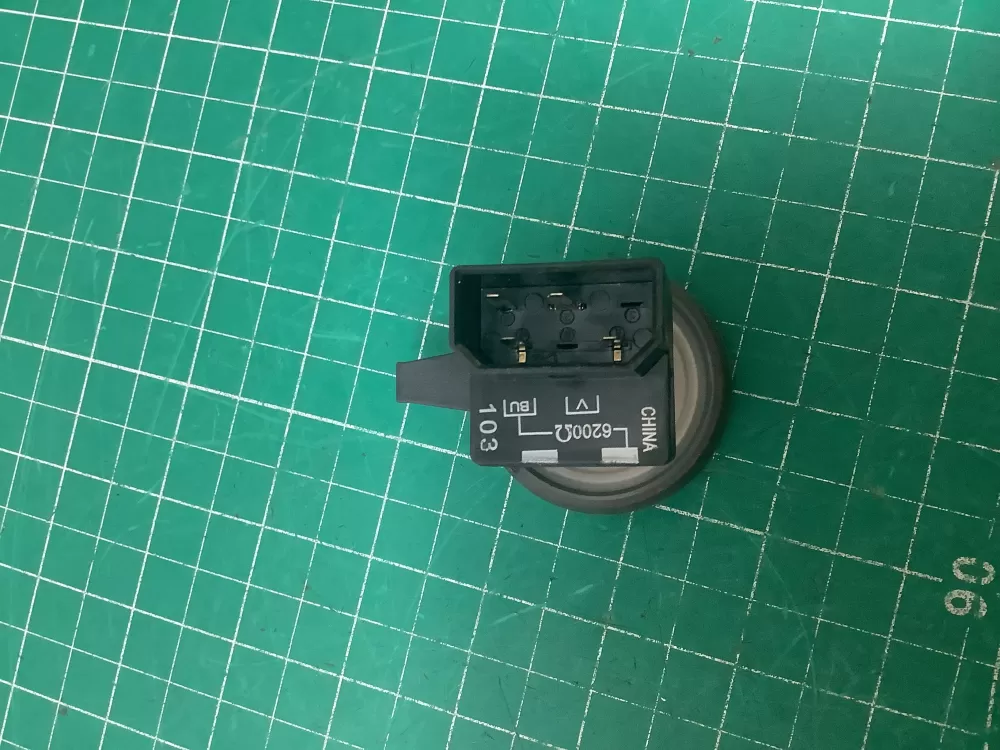 Maytag KitchenAid Kenmore AP6008373 Dryer Start Switch AZ224626 | SLA116