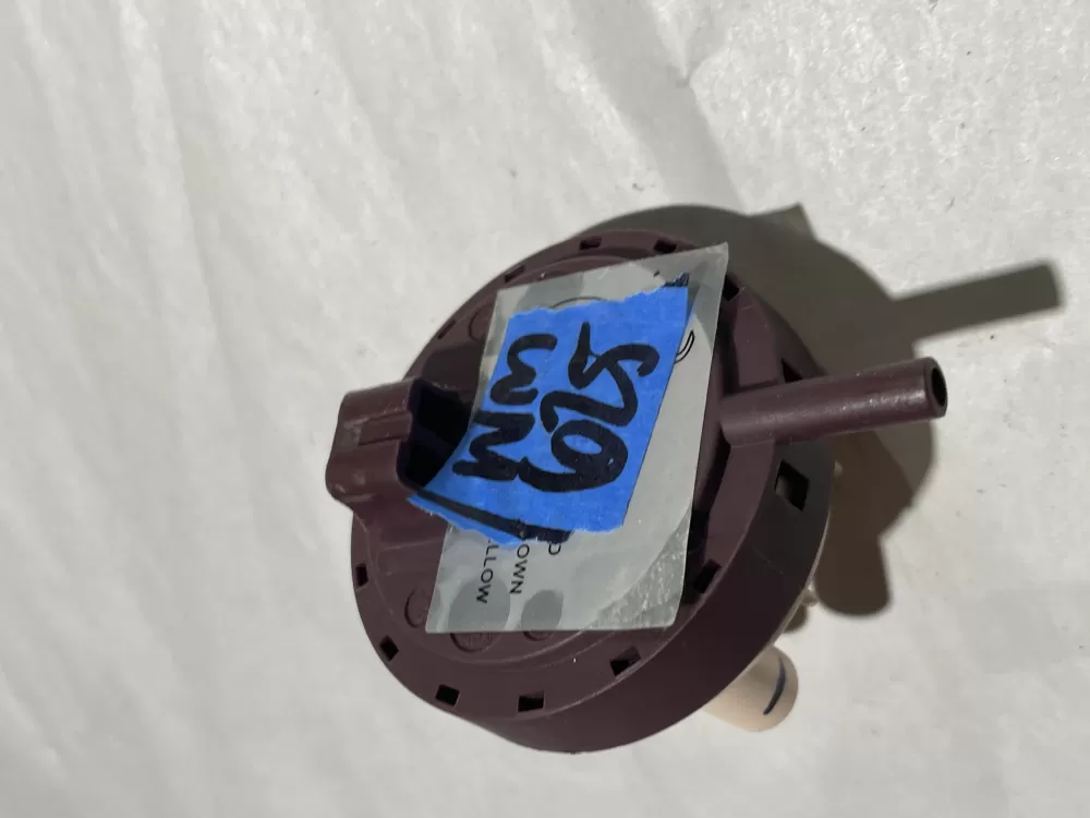 MIDEA DISHWASHER PRESSURE SWITCH 17476000001149   AZ113695 | Wm626