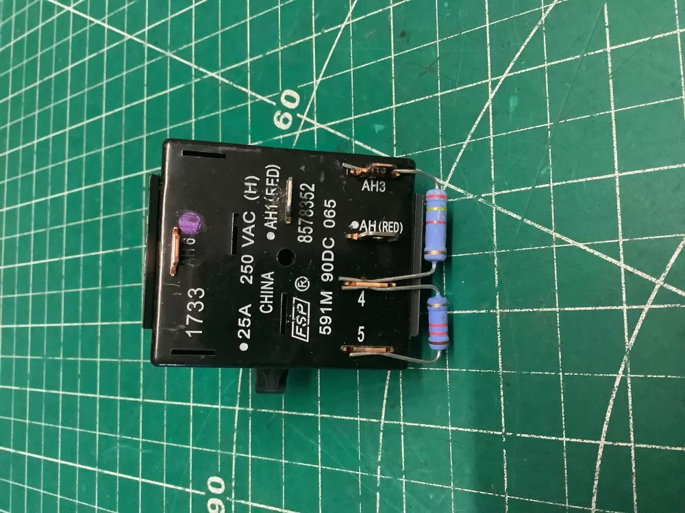 Maytag Whirlpool 8578352 Dryer Temperature Switch AZ207525 | SL160