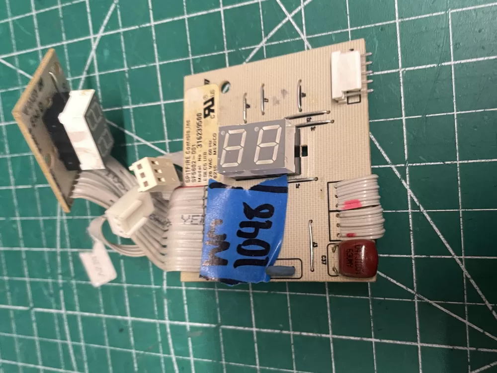 Frigidaire Kenmore AP2126658 Range Control Board Interface AZ213201 | Wm1048