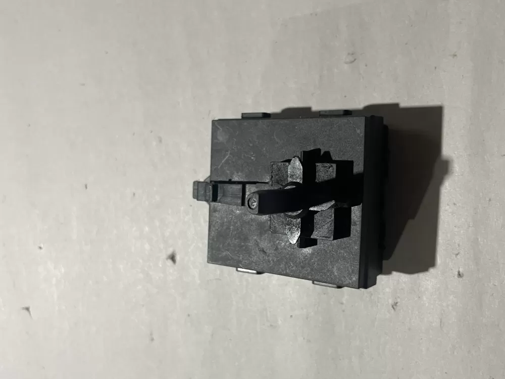Whirlpool  Kenmore W10711271 W10913965 W11103598 PS12074683 Washer Temperature Switch