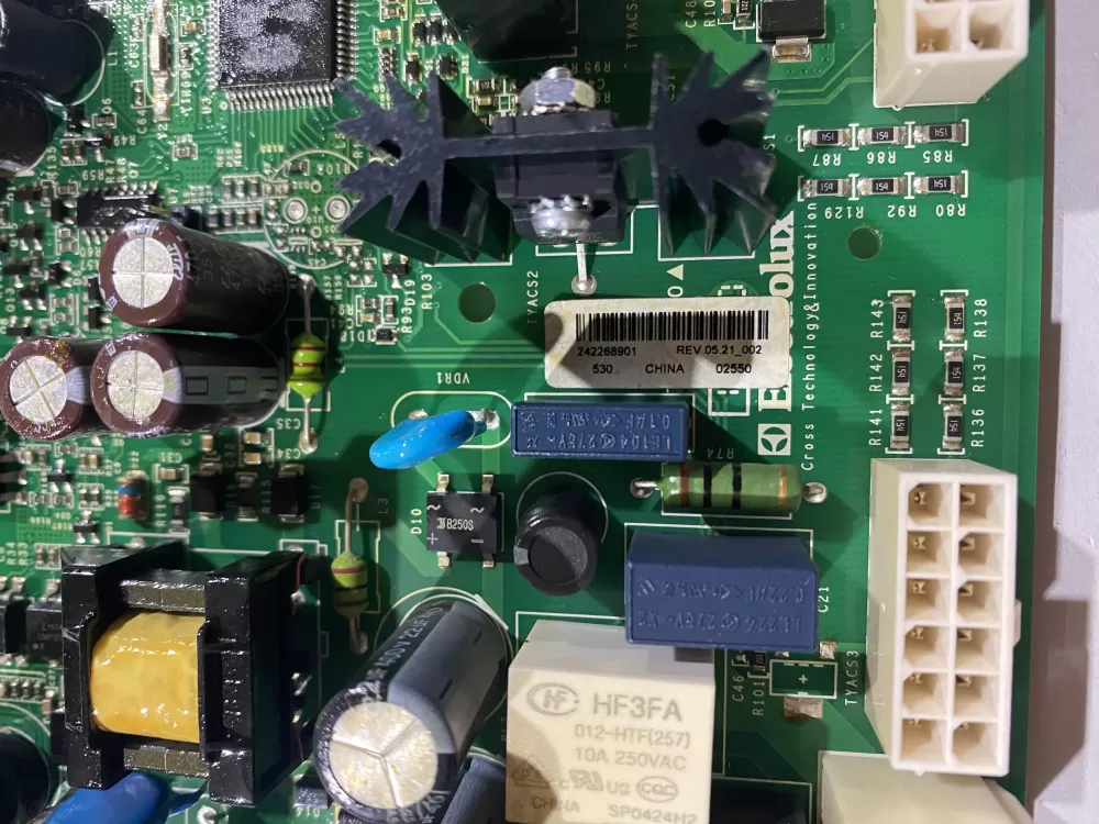 Frigidaire 5304497976 Refrigerator Main Control Board AZ186698 | BK2746