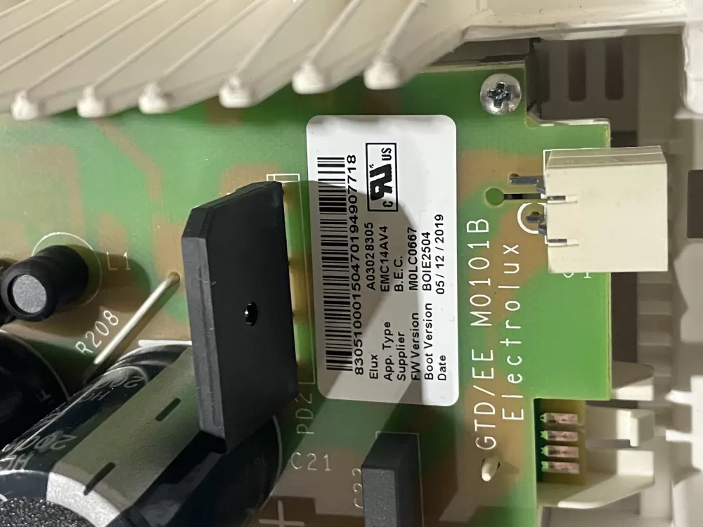 Electrolux A03028305 Control Board AZ209107 | KM302