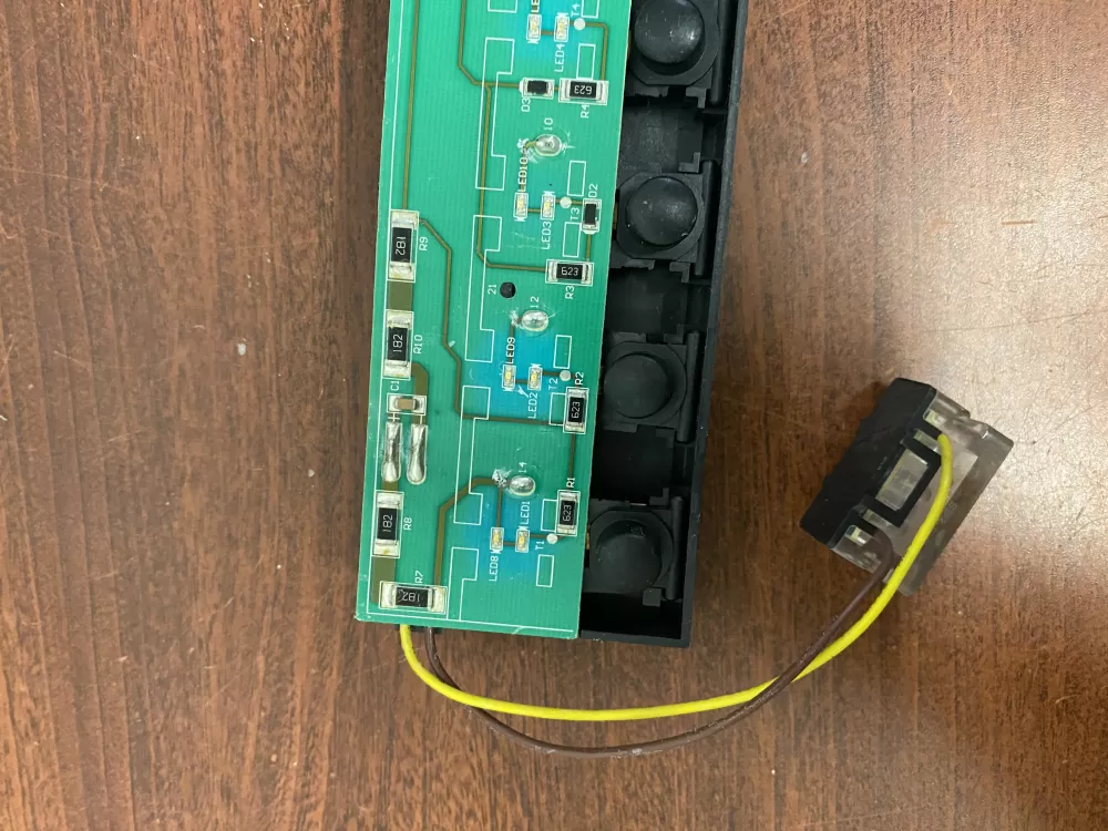 Whirlpool W10424366 Refrigerator Dispenser Control Board AZ49688 | BK1813