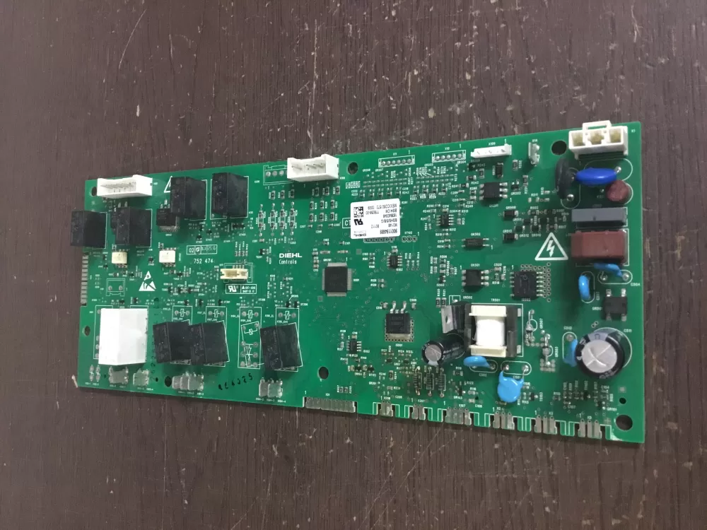 Bosch 9001154689  163640346 Oven Relay Control Board