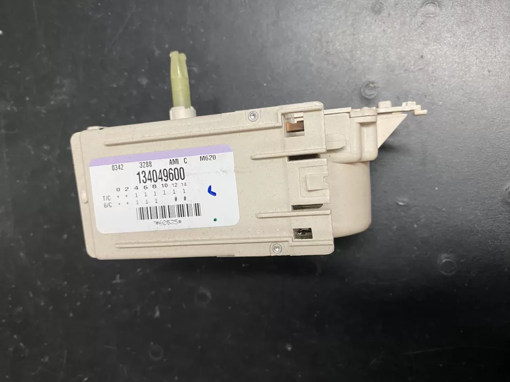 Frigidaire  Kenmore  Westinghouse AP2108080 916705 134049600 PS419282 Washer Timer