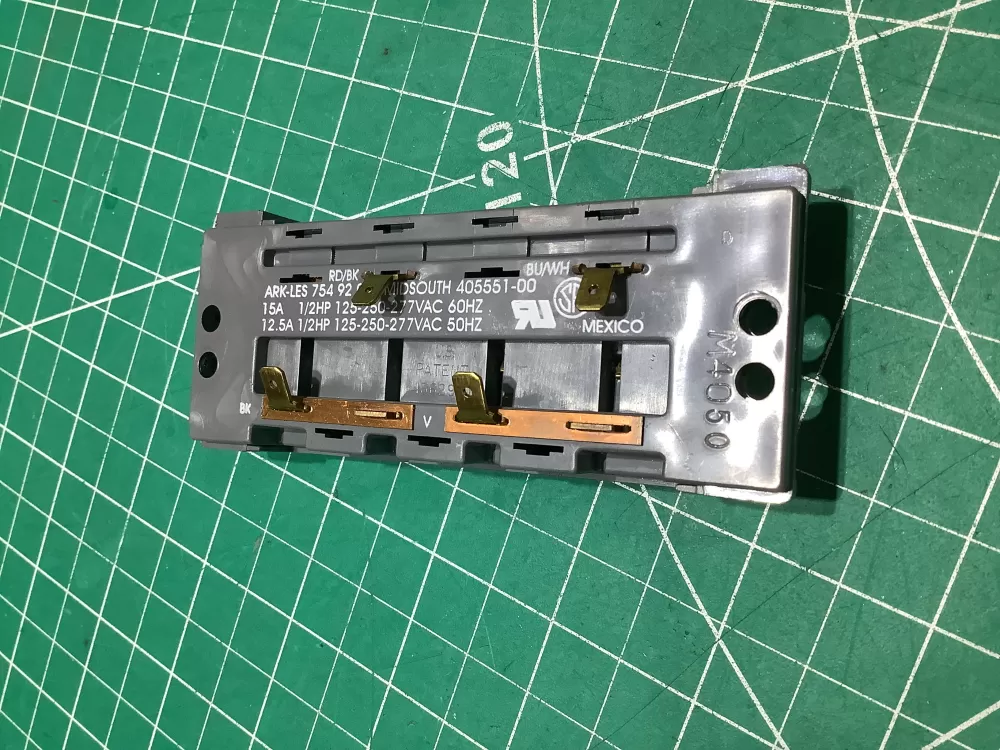 Frigidaire Kenmore 405551 00 Refrigerator Dispenser Switch AZ183673 | AR2708