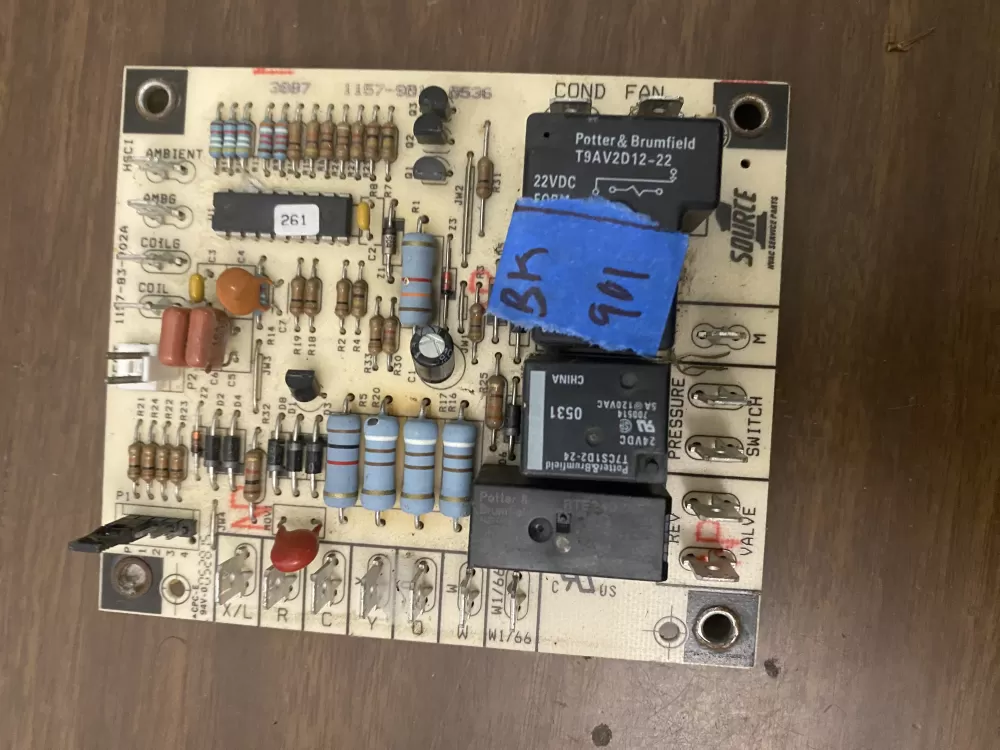 York 1157 83 902A 902 67297  Source One Control Board AZ102662 | BK901
