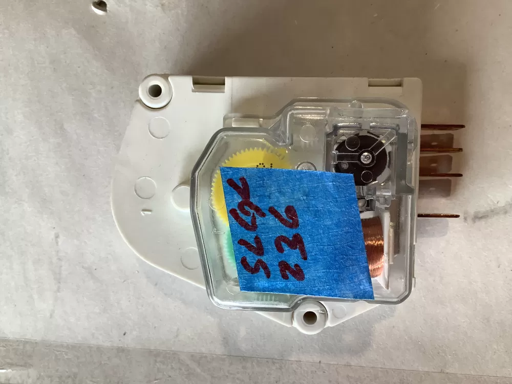 Frigidaire Kenmore 241705101 Refrigerator Defrost Timer AZ150933 | SL236