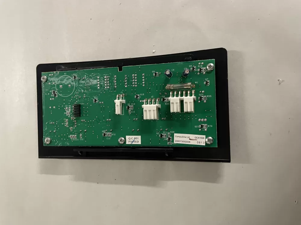 GE Hotpoint 200D7355G006 Refrigerator Control Board Dispenser  AZ120773 | KM1933