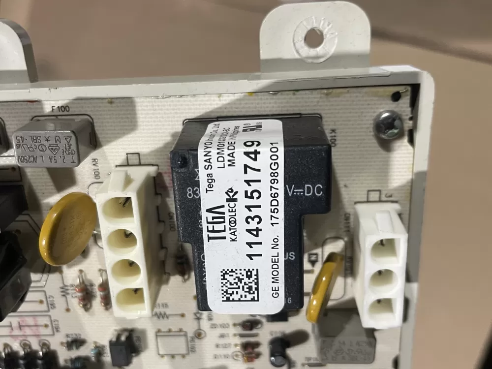 GE 175D6798G001 WE04M10011 Dryer Control Board AZ97184 | Wmv246