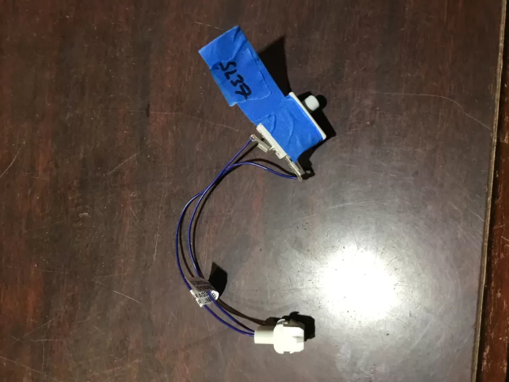 Electrolux Kenmore 134813663 Dryer Door Switch AZ66102 | Sl37