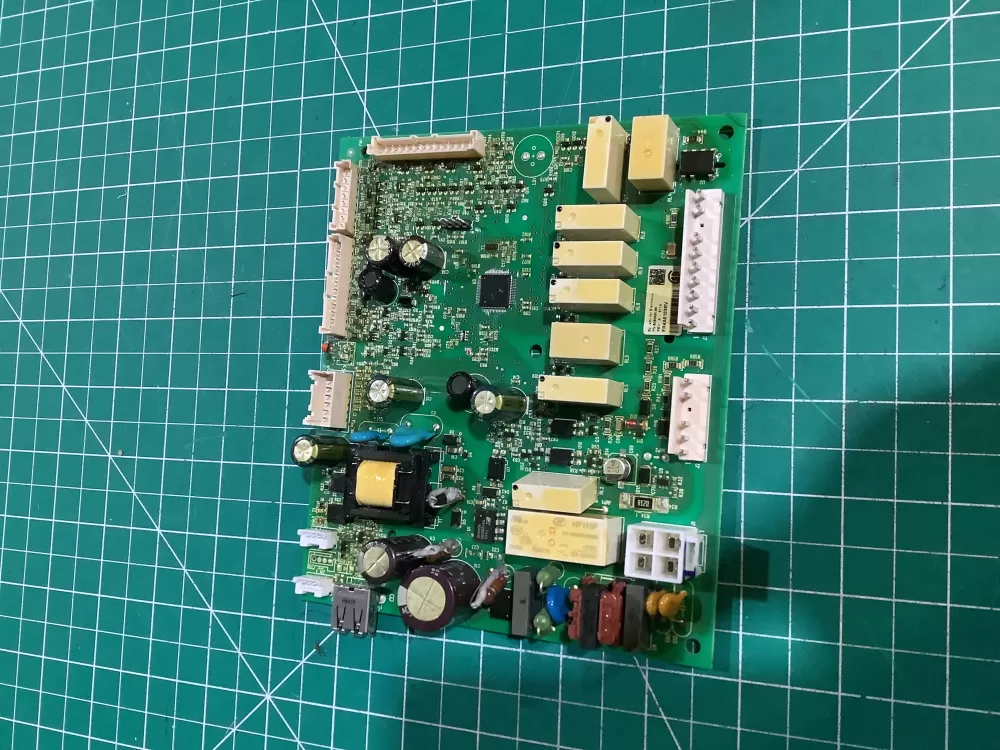 Frigidaire 5304522757  AP6976350  808069104  ER8E24TG07 Refrigerator Control Board