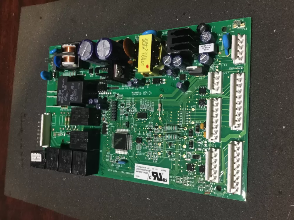 GE 200D2260G008 PD00074367 AP7188100 Refrigerator Control Board AZ82067 | NR1184