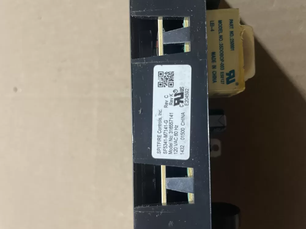 Frigidaire 316557141 Range Control Board AZ65673 | Wm2113