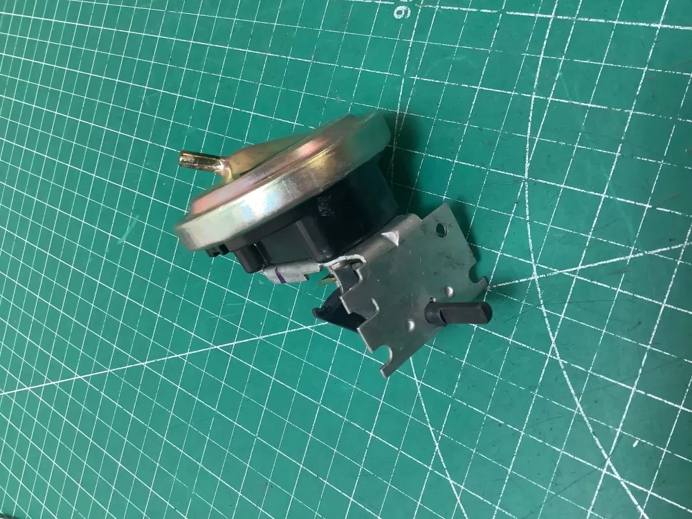 Kenmore Amana 738-873-3 Washer Water Level Switch AZ223435 | SLA85