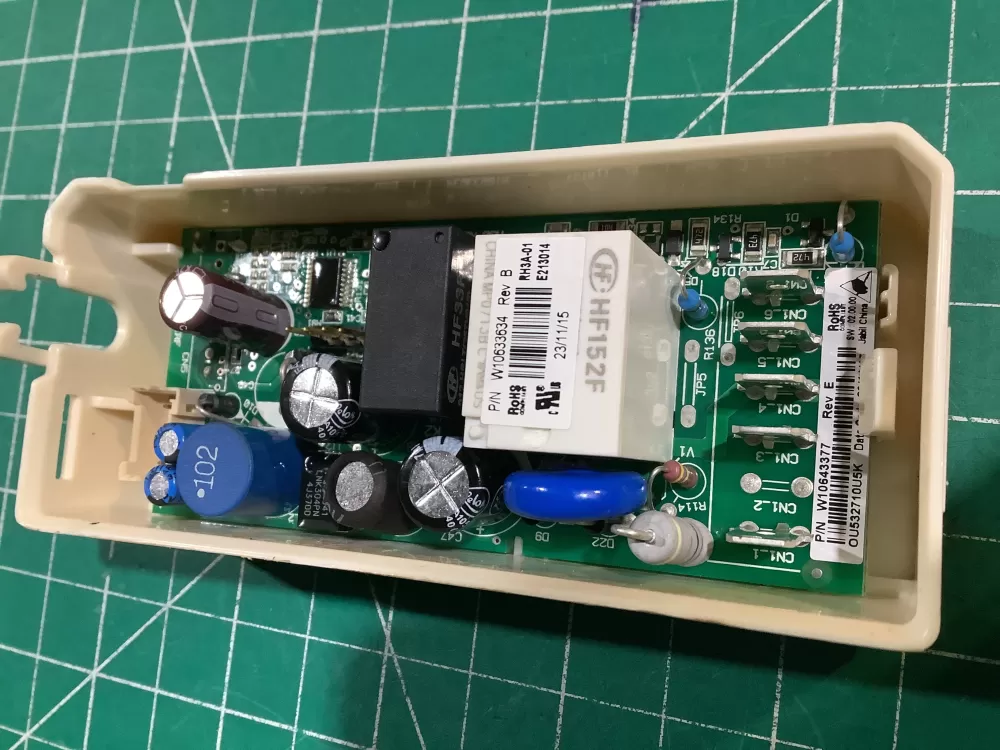 Whirlpool W10633634 Refrigerator Control Board AZ152864 | NR46