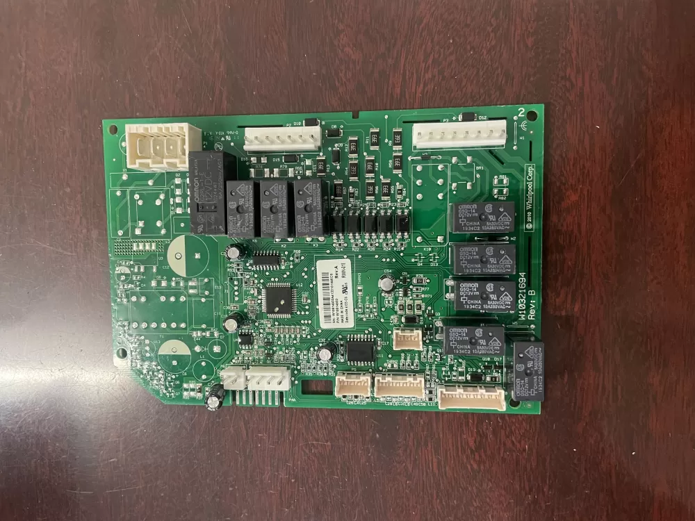 Maytag KitchenAid Jenn-Air Refrigerator Control Board AZ52211 | KM1900