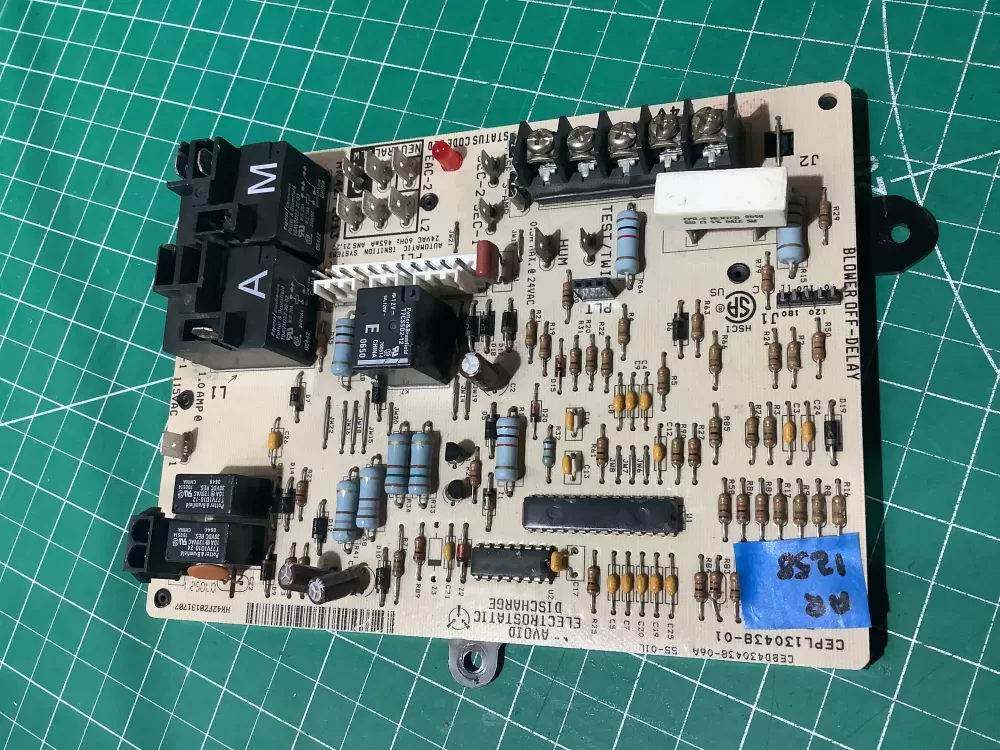 Carrier Bryant CEPL130438-01 Furnace Circuit Control Board AZ190520 | AR1258