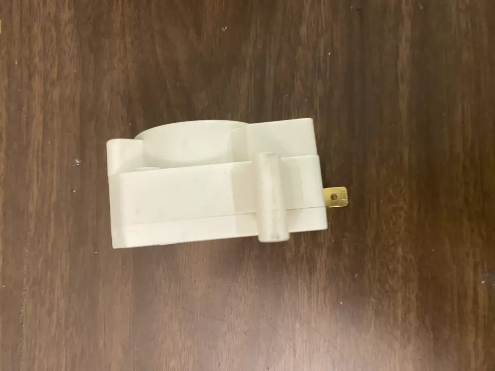 Frigidaire Kenmore 215846604 Refrigerator Defrost Timer AZ85944 | BK721